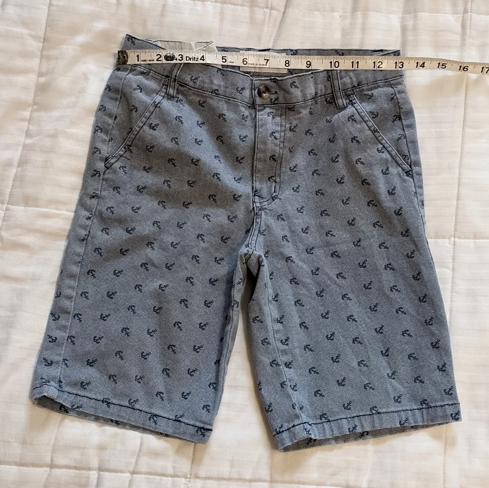 𝅺craft Flow nautical flat front shorts size 14